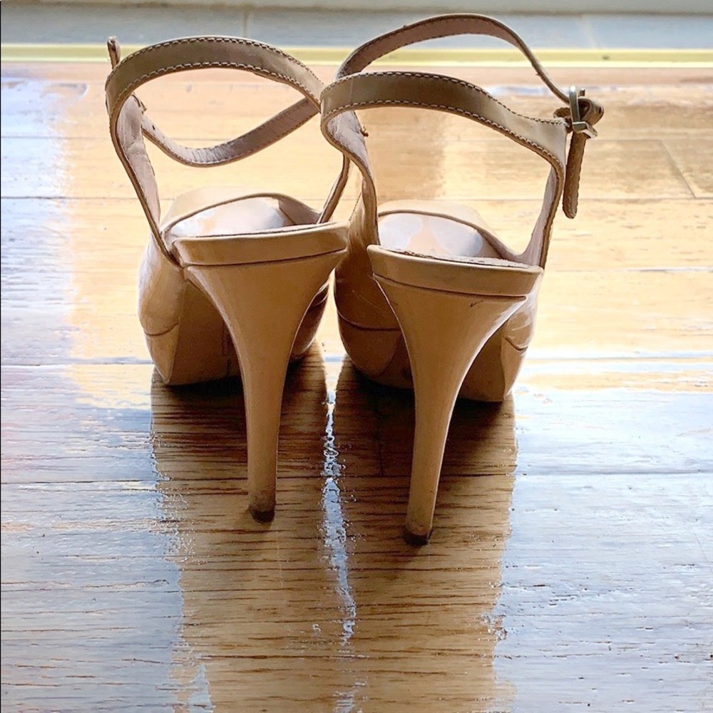 Vince Camuto Beige Heels Sz 7.5